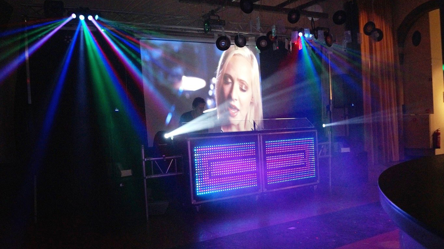 Premium LED DJ Show in de Randstad